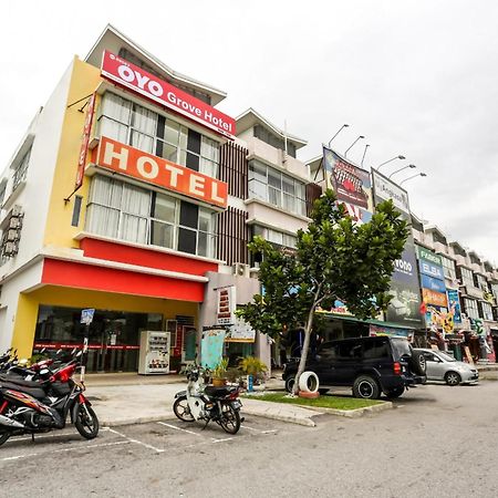 Oyo 89583 Grove Hotel Kajang Esterno foto