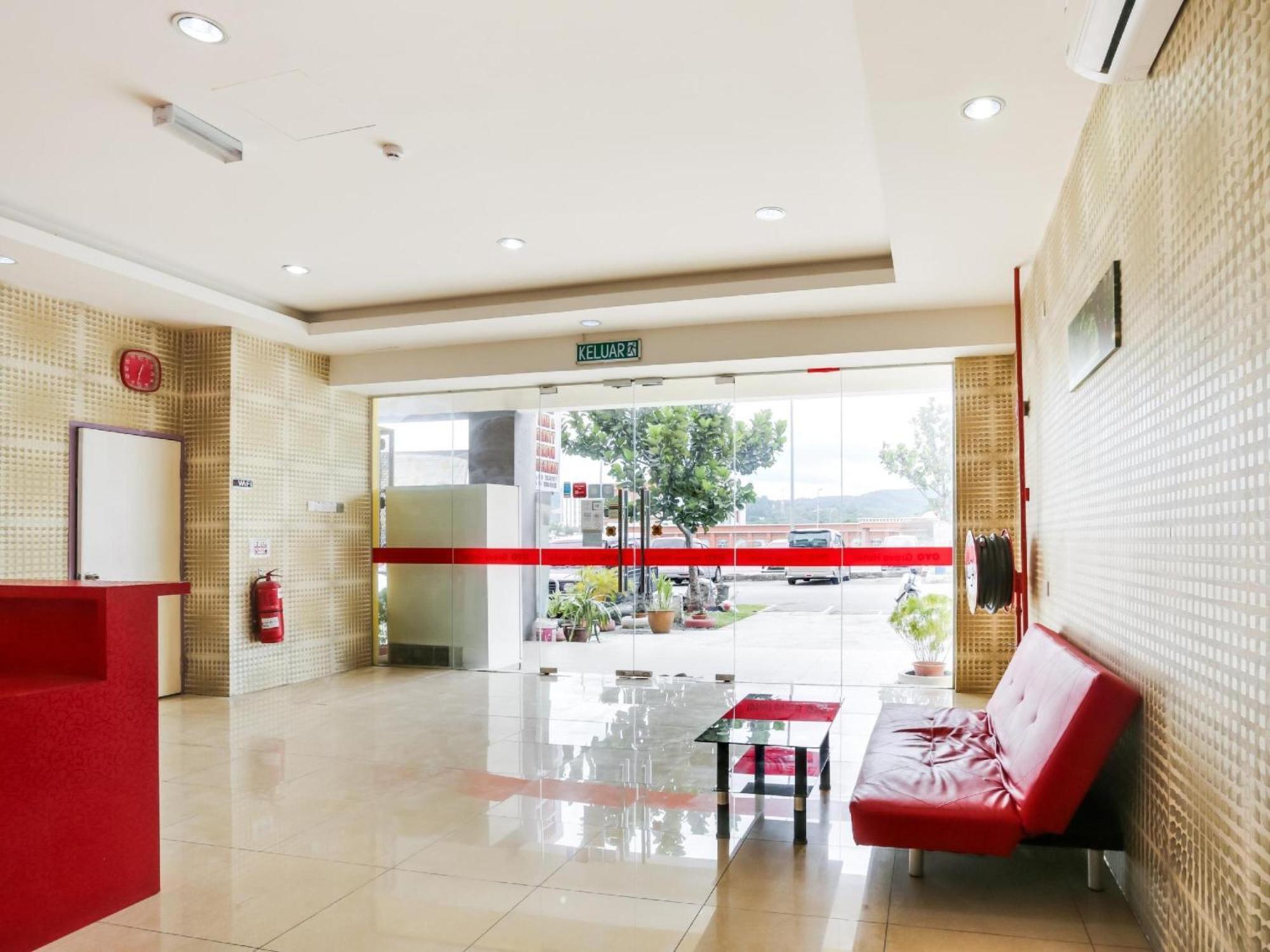 Oyo 89583 Grove Hotel Kajang Esterno foto